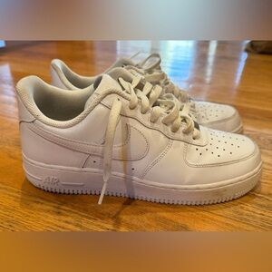 Nike Men’s Air Force 1 Sneakers in White, Size 8.5